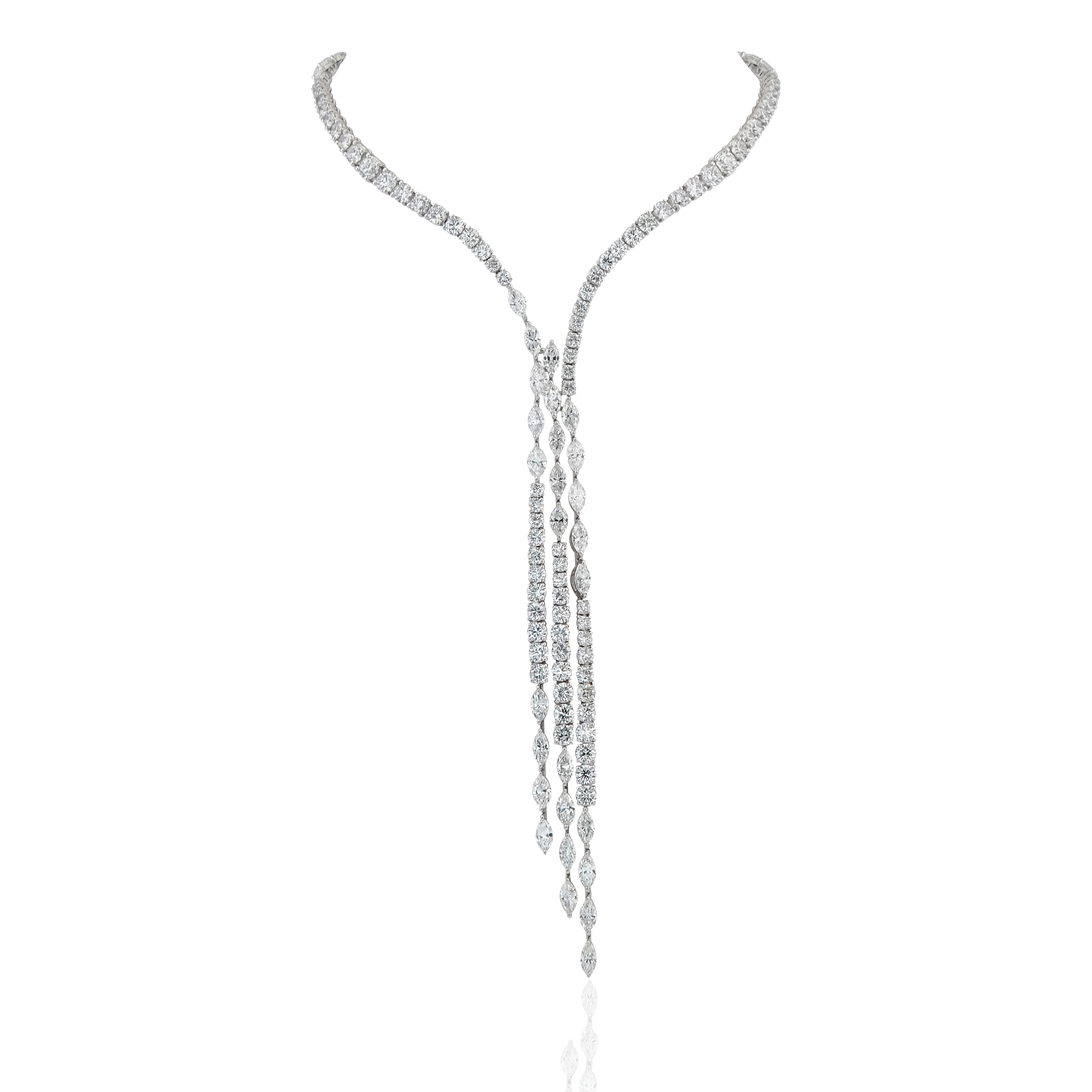 21,80 Ct. Diamond Design Necklace
